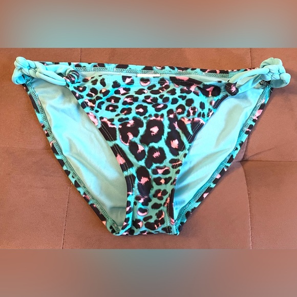 Xhilaration Other - Womens Ladies Medium Swim Suit bathing suit bottom bikini leopard blue